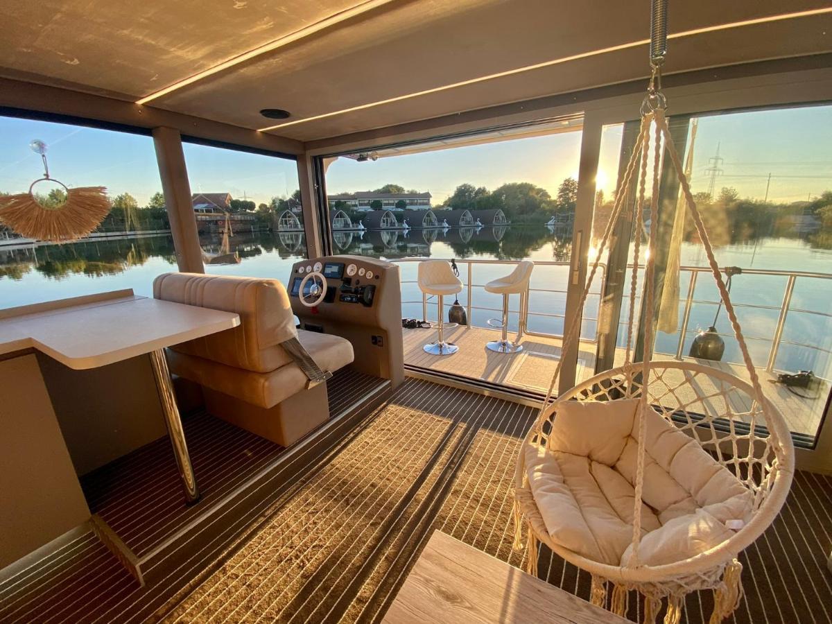 Hotel schwimmendes Hausboot Parey Exterior foto